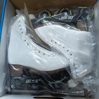 Patins à roulettes en ligne de haute qualité avec doublure en velours et dessus en cuir, 3 roues en PU avec frein avant