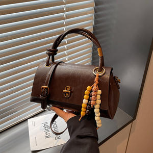 Bolso Bandolera de Hombro para Hombre, Otoño 2025, PU, Diseño Cuadrado Pequeño, Estilo Urbano, Simple, Versátil, Moderno, de Moda, con Textura de Avestruz - Product Image 5