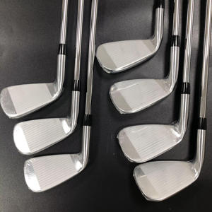 Version 2023 Nouveaux clubs de golf pour hommes 790, fers de golf argentés 7 pièces 4-P, flexibilité R/S/SR, tiges en acier/graphite avec couvre-tête - Product Image 1