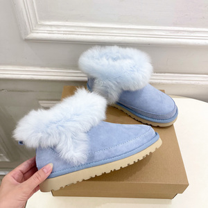 Bottes d'hiver de luxe pour femmes en peau de mouton, avec garniture en fourrure, chaudes et faciles à enfiler, chaussures de neige - Product Image 1