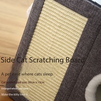 Maison pour chat pliable carrée moderne avec griffoir à boule moelleuse et lit couvert - Abri portable pour animaux de compagnie d'intérieur