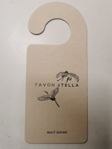 Étiquette de porte d'hôtel personnalisée double face avec logo pour avis de confidentialité 'Ne pas déranger' et 'Veuillez nettoyer la chambre' pour les chambres d'hôtes - Product Image 5