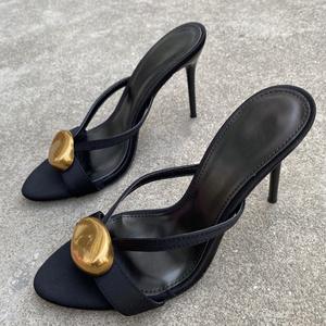 Plantilla de tacones altos Aumento de altura Moda de verano <span class=keywords><strong>Sap</strong></span> Botón circular Correa cruzada Sexy para uso al aire libre Primavera Invierno - Product Image 3