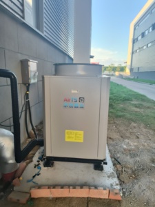 Sistema HVAC Industrial para Espacios Grandes AirTS, Aire Acondicionado sin Ductos de Largo Alcance con Control Climático Centralizado Inteligente - Product Image 3