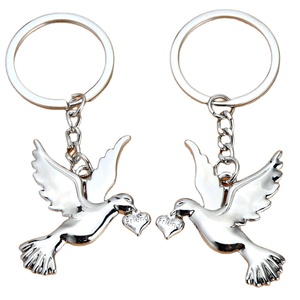 Người bạn món quà Hòa Bình chim bồ câu Keychain động vật chim Keychain kim loại móc chìa khóa xe Túi Chìa khóa mặt dây chuyền hình chim bồ câu Keychain Hòa Bình vòng chìa khóa - Product Image 1