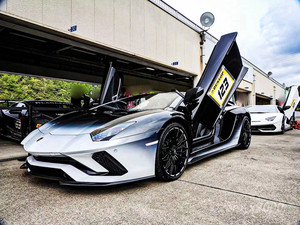 Runde ajustement parfait pour <span class=keywords><strong>Lamborghini</strong></span> <span class=keywords><strong>Aventador</strong></span> LP700 LP720 mise à niveau LP740S Sport pare-chocs avant OEM avec Kit de carrosserie de lèvre avant - Product Image 2