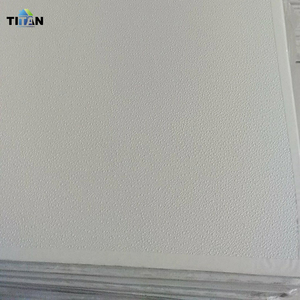 Azulejos de techo de vinilo suspendido negro 600X600 Wipeable Easyclean 595Mm X 595Mm Techo colgante de plástico - Product Image 5