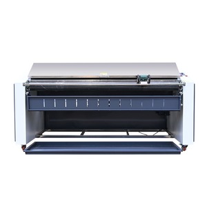 Machine à coller les feuilles de carton et de papier de qualité supérieure, robuste, de qualité industrielle, disponible à la vente - Product Image 1