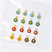 Breloques DIY Marguerite Délicate de Haute Qualité, Accessoires en Acier Inoxydable Plaqué Or, Pendentifs Fleur Émaillée Tendance