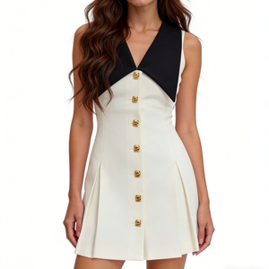 Vestido Mini con Cuello Blanco y Negro para Mujer - Vestido Formal Plisado con Botones Dorados, Vestidos de Moda - Product Image 3