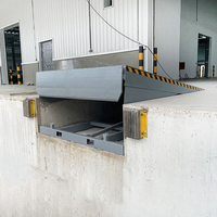 Niveleur de quai hydraulique spécial pour entrepôt de fret en plein air, 6 à 10 tonnes, rampe de levage hydraulique antirouille