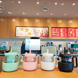 Cute Borosilicate Glass Cup With Tea Infuser 600Ml For Students And Girls Water Bottle With Handle Solid Color - Product Image 4
