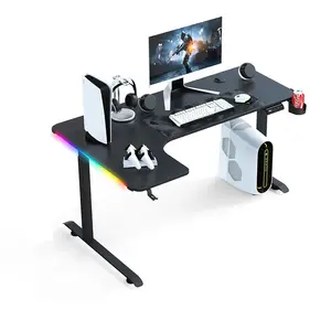 Bureau de jeu en forme de L de bureau en fibre de carbone avec logo OEM pied en acier noir prise USB LED bureau de jeu rgb blanc