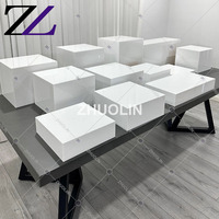 Présentoir de Buffet Carré de Luxe en Acrylique Blanc pour Événements et Fêtes – Boîte de Présentation Alimentaire Modulable et Empilable