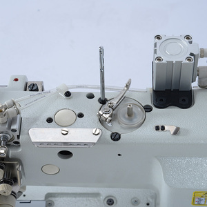 Machine à coudre industrielle XC-4420 point noué neuf avec <span class=keywords><strong>couture</strong></span> à double aiguille de rembourrage à triple alimentation - Product Image 5