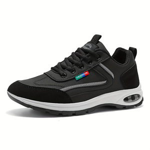 Sneakers Sportive Casual da Uomo di Grandi Dimensioni - Leggere, Traspiranti, con Suola Spessa - Product Image 1