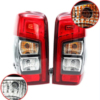 Pour Mitsubishi Triton L200 2018-2024 nouvelle paire de feux arrière à LED avec lentille rouge et couleurs de lumière ambre/jaune