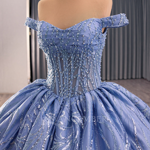 251029 Vestido de fiesta de gala azul generoso con lentejuelas, escote corazón, cola capilla, largo hasta el suelo, volantes, plisado, liso teñido - Product Image 4