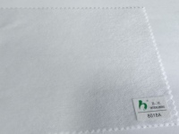 Nouvel interlining thermocollant non tissé en fibres 23gsm 25gsm pour vêtements, blouses et vêtements de sport