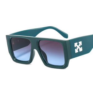 Nouvelles Lunettes de Soleil Carrées Bleues pour Hommes et Femmes 2022, Monture PC, Design Classique, Grandes et Surdimensionnées, Logo Personnalisé, Protection UV400, Luxe, Vente en Gros - Product Image 4