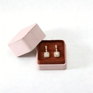 Caja para Pendientes de Cuero PU Elegante Fabricada en Fábrica con Tapa y Base, Inserto Personalizado, Logotipo Privado, Embalaje de Joyería al por Mayor - Product Image 5