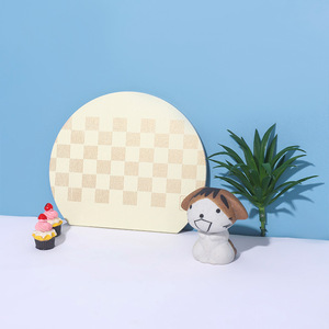 Paillasson minimaliste japonais en bois de tilleul, motif fleurs de cerisier roses, forme irrégulière, pour intérieur - Product Image 4