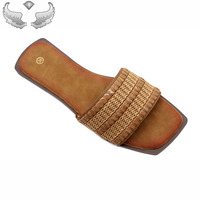 Sandales plates pour femmes, style mode et extérieur, à bout ouvert, décontractées, tressées, à bout carré, à enfiler, durables, vente en gros, marque privée