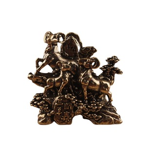 Adorno de Latón con Tres Ovejas que Atraen Prosperidad, Decoración para el Hogar o Escritorio, Mascota de Té, Forma Irregular, Patrón Animal, Artesanía de Latón - Product Image 5