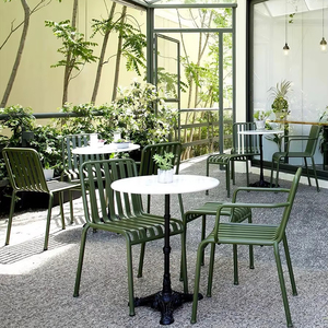 Juego de mesa y silla de bistró para exteriores de hierro moderno para lugares de ocio Tiendas de té con leche Casas de familia y cafés de jardín - Product Image 2