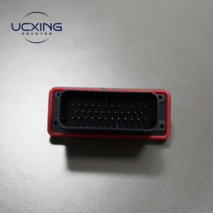 Adattatore Terminale a Crimpare Verticale Femmina MF130 a 35 Pin, 250V DC, Lega di Rame, 5A, Alloggiamento in PBT per Settore Automobilistico/Trasporto Ferroviario - Product Image 2
