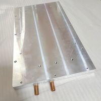 Radiateur de refroidissement à eau en aluminium série 6000 personnalisé avec services de pliage et de découpe