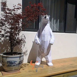 Scultura in Resina e Fibra di Vetro Personalizzata, Realistica, di <span class=keywords><strong>Orso</strong></span> Bianco Geometrico e Palla Gialla in Stile Minimalista per Arte all'Aperto - Product Image 6