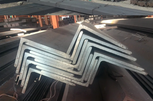 Angle de construction polyvalent pour rampes, échelles et garde-corps de sécurité, production chinoise - Product Image 4