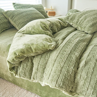 Ensemble de couette moelleux personnalisable Super doux en fausse fourrure organique en polaire Literie 3 pièces Ensemble de housse de couette en peluche pour usage hôtelier