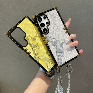 Funda de Teléfono Suave con Cadena de Muñeca de Piel de Serpiente y Perlas para <span class=keywords><strong>Samsung</strong></span> <span class=keywords><strong>Galaxy</strong></span> S26 <span class=keywords><strong>Ultra</strong></span> S25 Edge <span class=keywords><strong>S22</strong></span> S23 <span class=keywords><strong>Ultra</strong></span> S24 FE, Cubierta para Maletero/Equipaje - Product Image 6