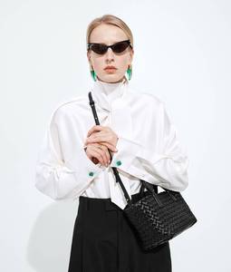 Nuevo Bolso Tote Tejido a Mano para Mujer Bottega BV 2026, Mini Bolso Tipo Cesta, Cuero Suave, Gran Capacidad, Versátil para Uso Diario, Estilo Veneta - Product Image 4