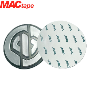 Autocollant de logo en métal souple 3D, imperméable, résistant aux rayures, autocollant de lettres flexible <span class=keywords><strong>pour</strong></span> la décoration du logo de la marque de voiture - Product Image 1
