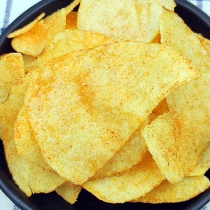 Vente en gros <span class=keywords><strong>de</strong></span> snacks exotiques aux saveurs <span class=keywords><strong>de</strong></span> tomate et BBQ, chips <span class=keywords><strong>de</strong></span> pommes <span class=keywords><strong>de</strong></span> <span class=keywords><strong>terre</strong></span> croustillantes prêtes à manger, fruits et légumes 70g - Product Image 3