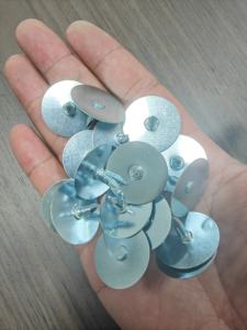 Clavos Comunes de Acero al Carbono Galvanizado con Cabeza Plana Pulida y Cuerpo Liso para Trabajos en Madera y Construcción - Product Image 6