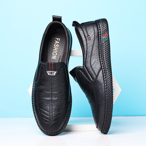 Mocasines casuales de cuero para hombre, suela suave, tacón bajo, suela exterior de goma para uso informal - Product Image 3