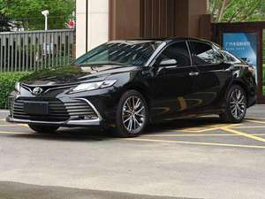 Vente en gros pour Toyota Camry Berline d'occasion Essence Automatique FWD Sièges en cuir de direction à gauche Caméra arrière ACC Cruise Aluminium - Product Image 2