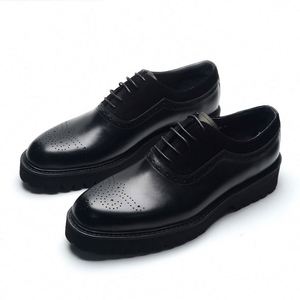 High-quality Men's Formal <b>Shoes</b>-<b>waterproof</b> Autumn Wedding & Office Oxford Style Lace-up <b>Shoes</b> - Product Image 2