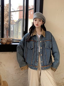 OEM Fashion Vintage Washed <strong>Denim</strong> Lamb's Wool Quilted Patchwork Women's Short Street Varsity <strong>Jacket</strong> <strong>Jacket</strong> <strong>Jacket</strong> <strong>Customised</strong> - Product Image 2