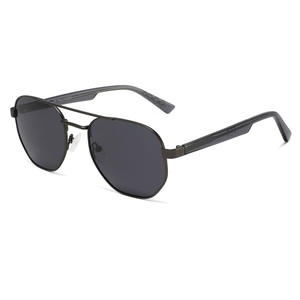 Lunettes de soleil pour hommes en matériau TR90 de haute qualité, monture en métal, certifiées CE, réduisent l'éblouissement des pare-brise et des autres <span class=keywords><strong>véhicules</strong></span> en conduite - Product Image 4