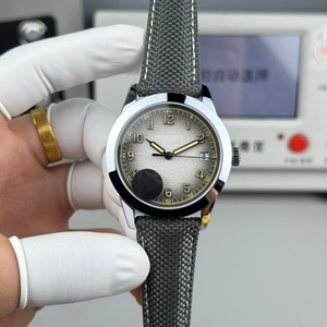 Elegant vintage men's <b>watch</b>, automatic <b>mechanical</b> <b>watch</b>, automatic winding business <b>watch</b>. - Product Image 2