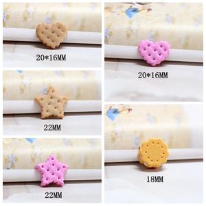 Breloques alimentaires artistiques en résine, peintes à la main, imitation gâteau-jam en forme de biscuits japonais, pour DIY avec colle crème, accessoires pour téléphone, épingles à cheveux et modèles de poupées - Product Image 4