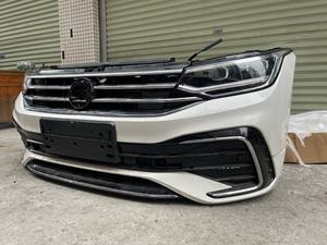 Kit de Carrocería Delantero para <span class=keywords><strong>R</strong></span> <span class=keywords><strong>Line</strong></span> MK2, Usado, 2021+, Lip para Parachoques, Encaje con Tornillos, ABS, Fibra de Carbono, Mejora, 6 Meses de Garantía, Ajuste Universal - Product Image 4