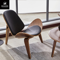 Chaise de canapé simple nordique chaise d'avion hôtel modèle chambre concepteur personnalisé Simple en forme spéciale fauteuil de loisirs à planche incurvée