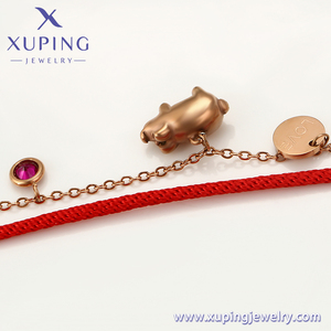 Xuping-<span class=keywords><strong>pulsera</strong></span> de acero inoxidable de color dorado y rosa, joyería sencilla y sencilla de moda para diario, el <span class=keywords><strong>Papa</strong></span> rojo de la suerte y el cerdo - Product Image 4