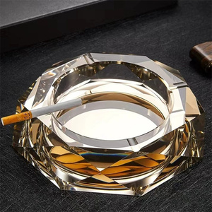 Cendrier en cristal de verre à revêtement gris octogonal pour cigarettes <span class=keywords><strong>ou</strong></span> cigares de haute qualité - Product Image 1